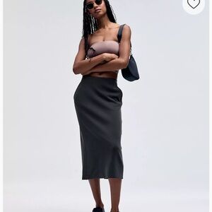 Lululemon Softstreme High Rise Midi Skirt
